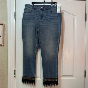 NWT Chico’s size 12 US/ 2T decorative hem jeans 26 in inseam.